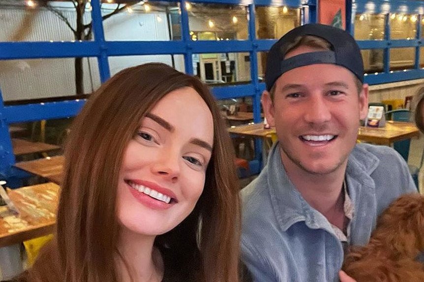 Austen Kroll’s Wild Nights with Taylor: All Hands, No Sex?