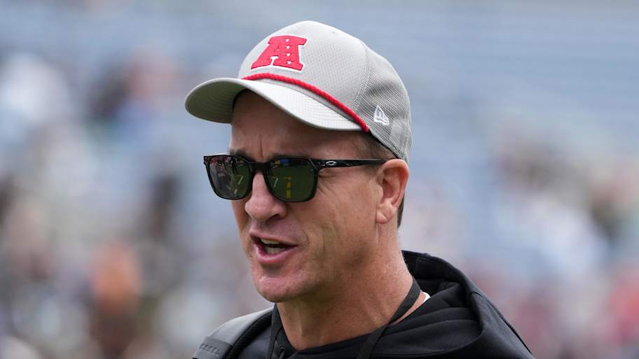 Manning Advises Kelce to Take His Time on Retirement Decision