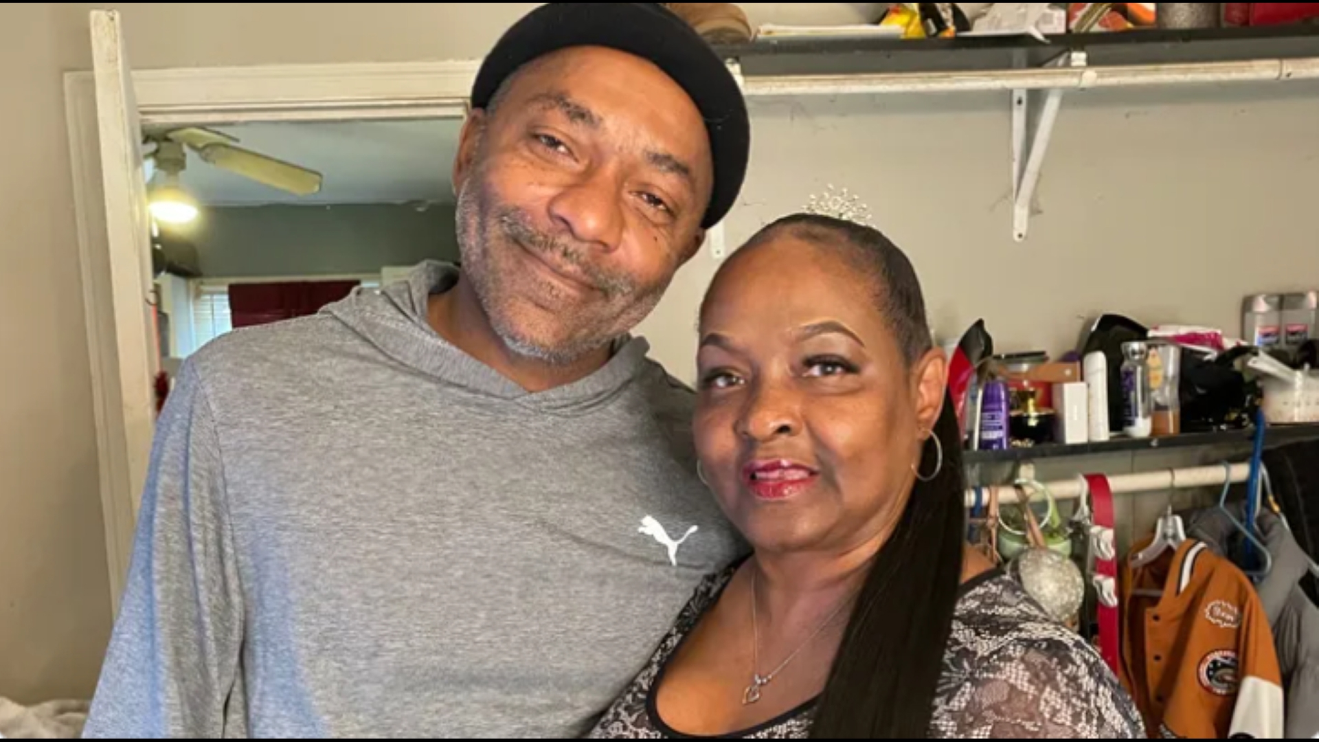 “Storm’s Fury: Georgia Man Loses Life in Tree Collapse”