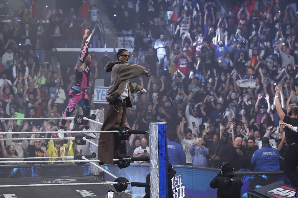 Travis Scott’s Security Guard Accused of Assault: Lawsuit Called ‘Frivolous’