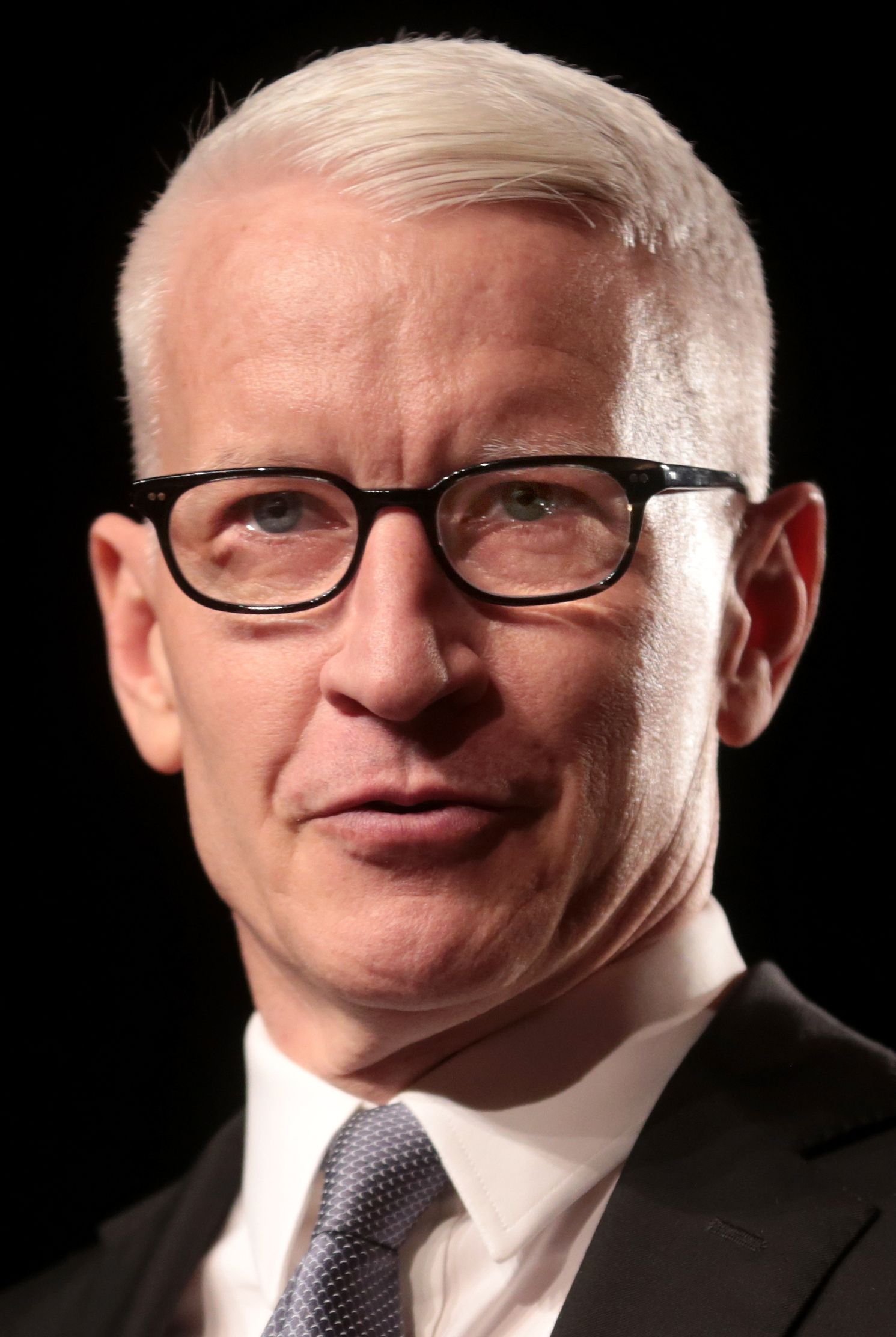 Anderson Cooper Acknowledges 30,000 DMs While Navigating Grief Through Voicemails