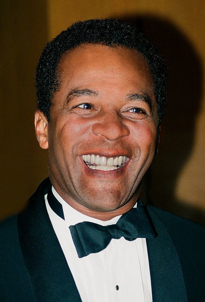 Clifton Davis Breaks New Ground in Soap Opera with “Beyond the Gates”