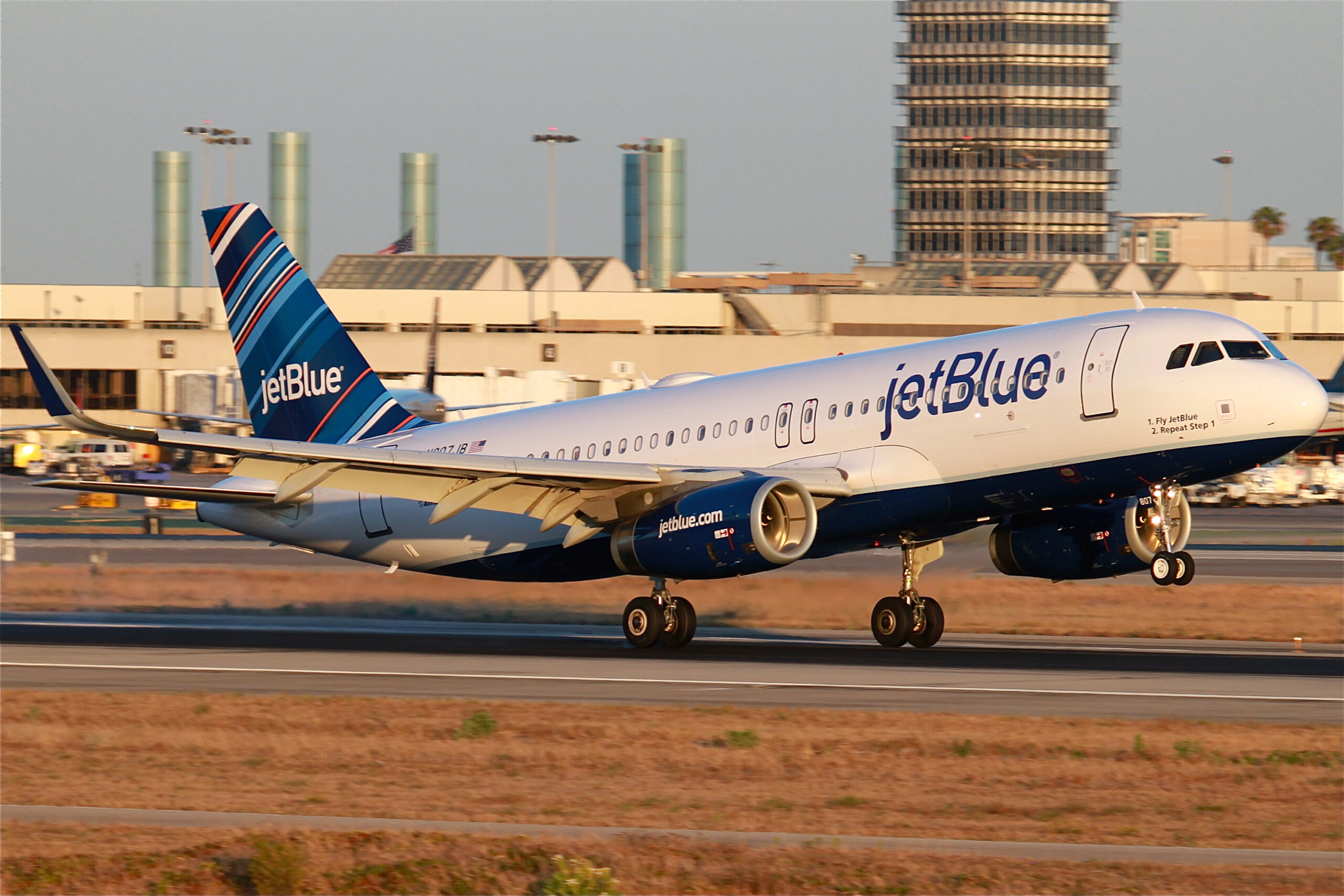 JetBlue Pilot Arrested Before Takeoff: Shocking Child Exploitation Charge Revealed