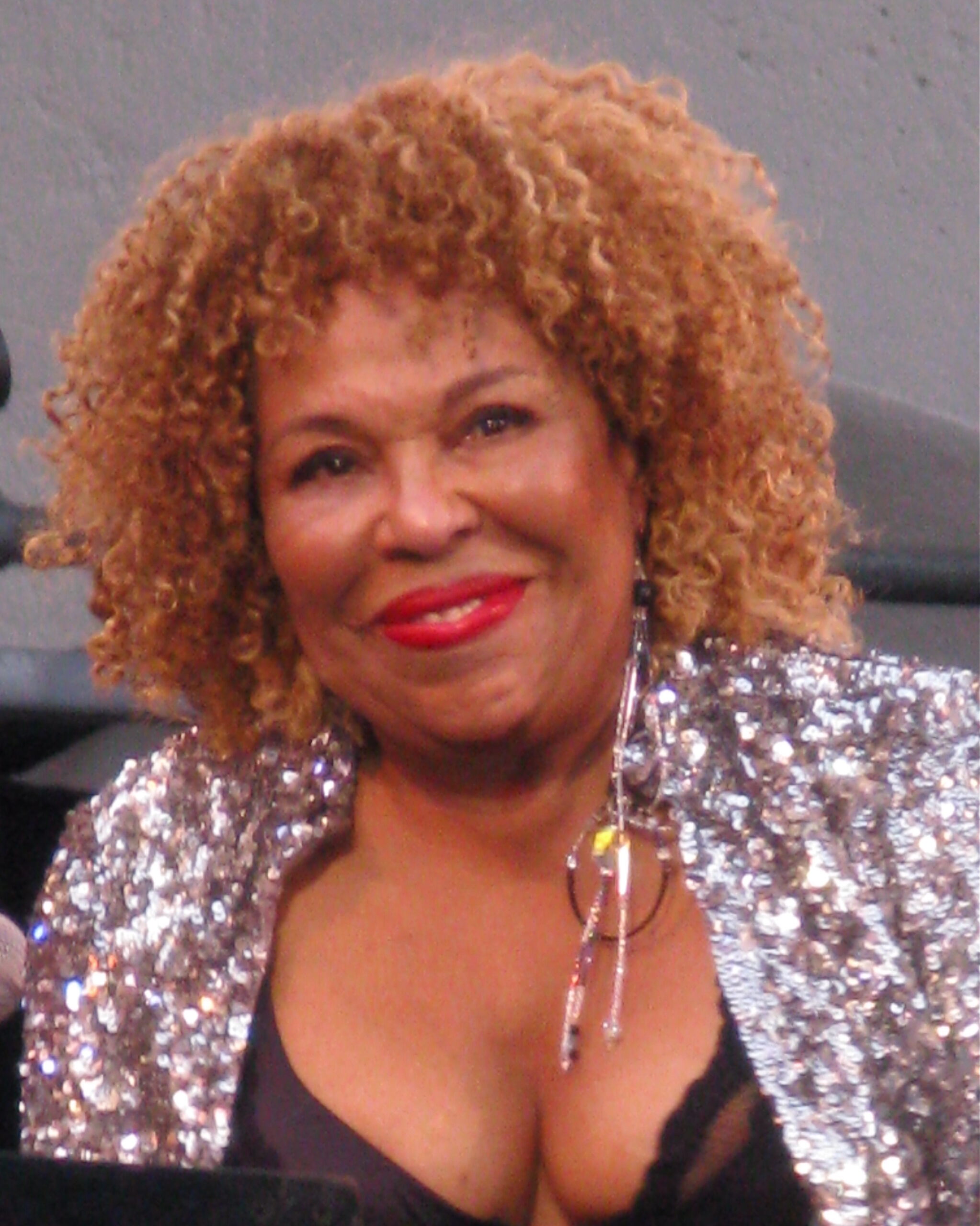 Roberta Flack’s Star on the Hollywood Walk of Fame Still Waiting for Unveiling