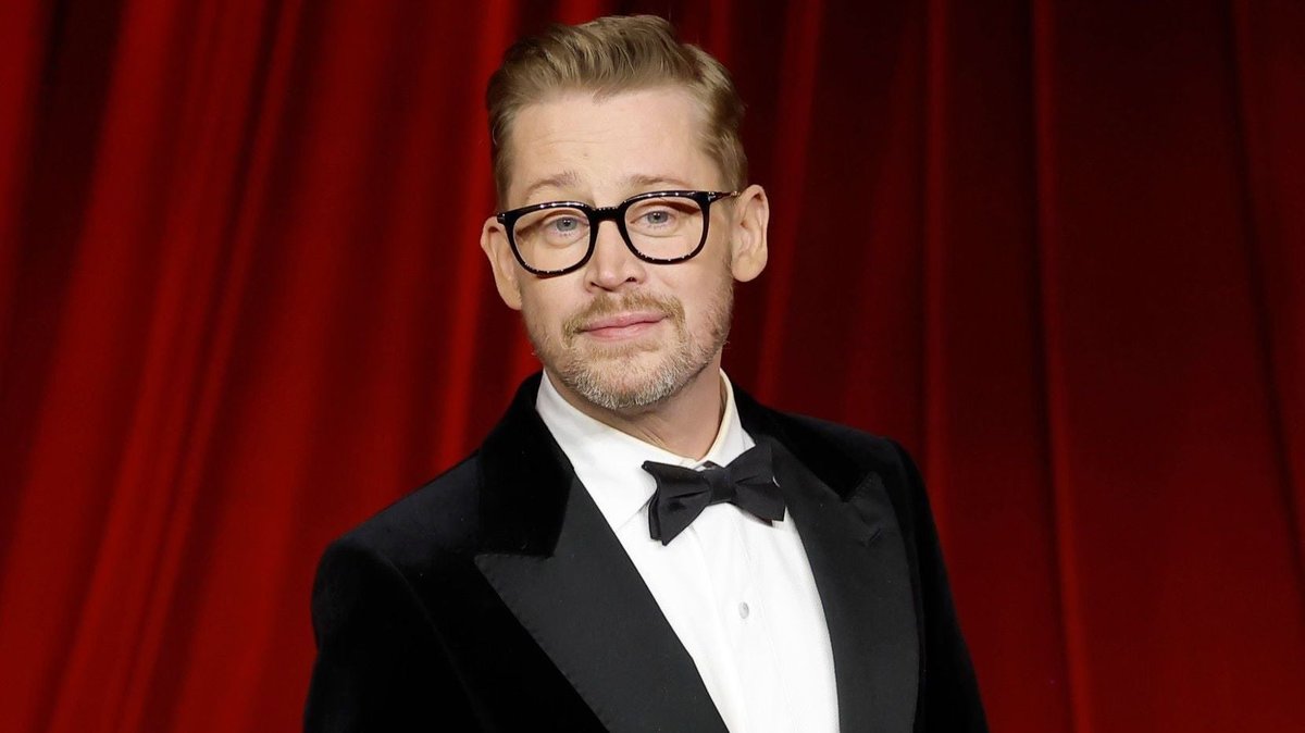 Macaulay Culkin’s Surprise Cameo: From Background Joke to Breaking the Internet