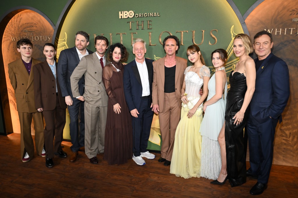 “The Accent Debate: Jason Isaacs and Parker Posey Talk Southern Drawls on ‘The White Lotus'”