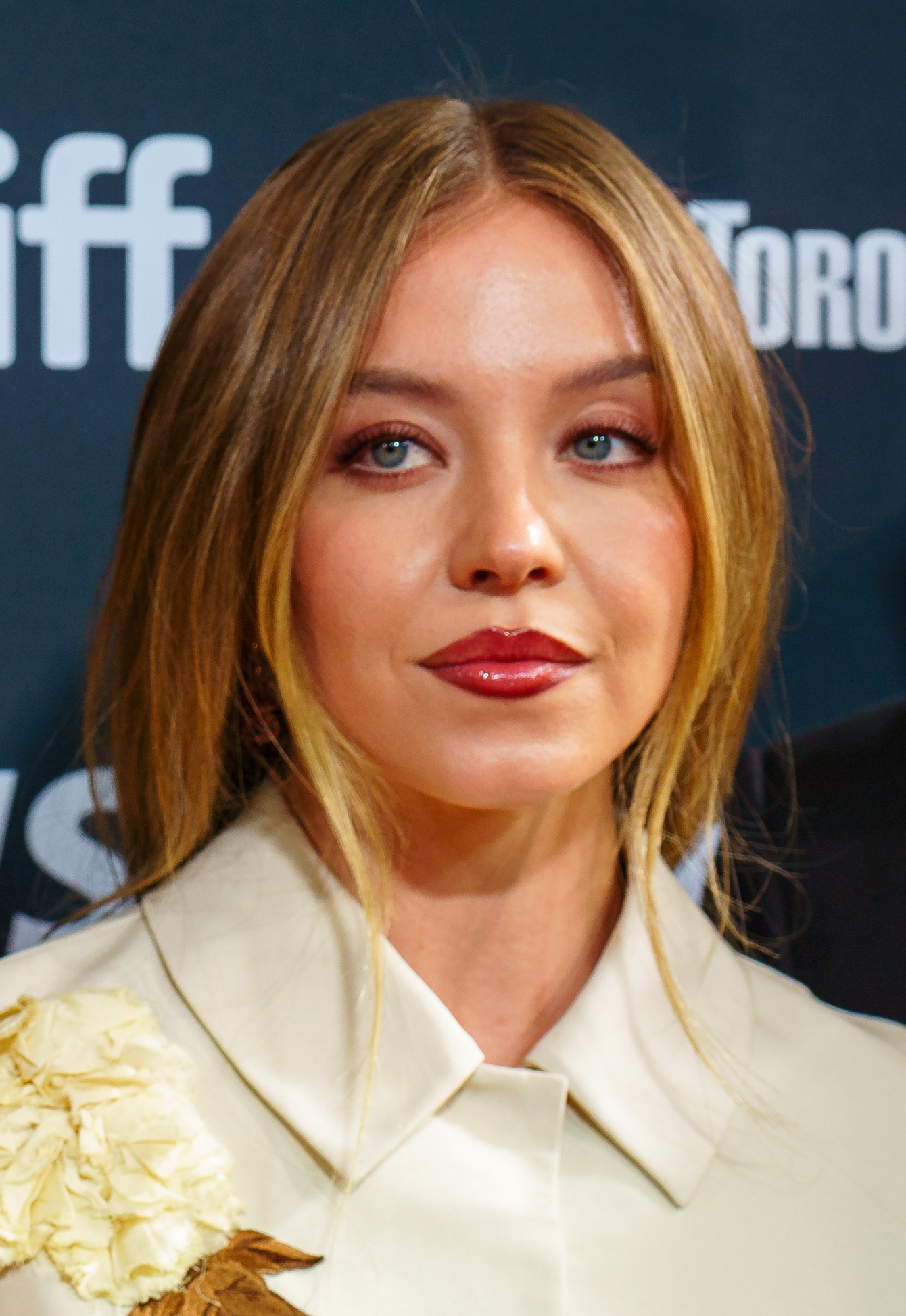 Sydney Sweeney Hits Pause on Wedding Plans with Jonathan Davino