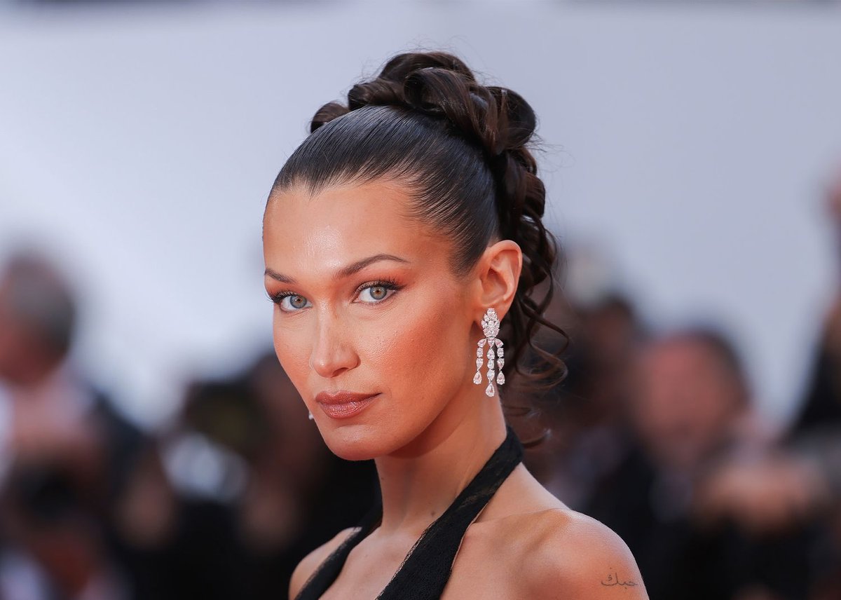 Bella Hadid Shines in Saint Laurent’s Spectacular Lace Ensemble Amidst Modeling Hiatus