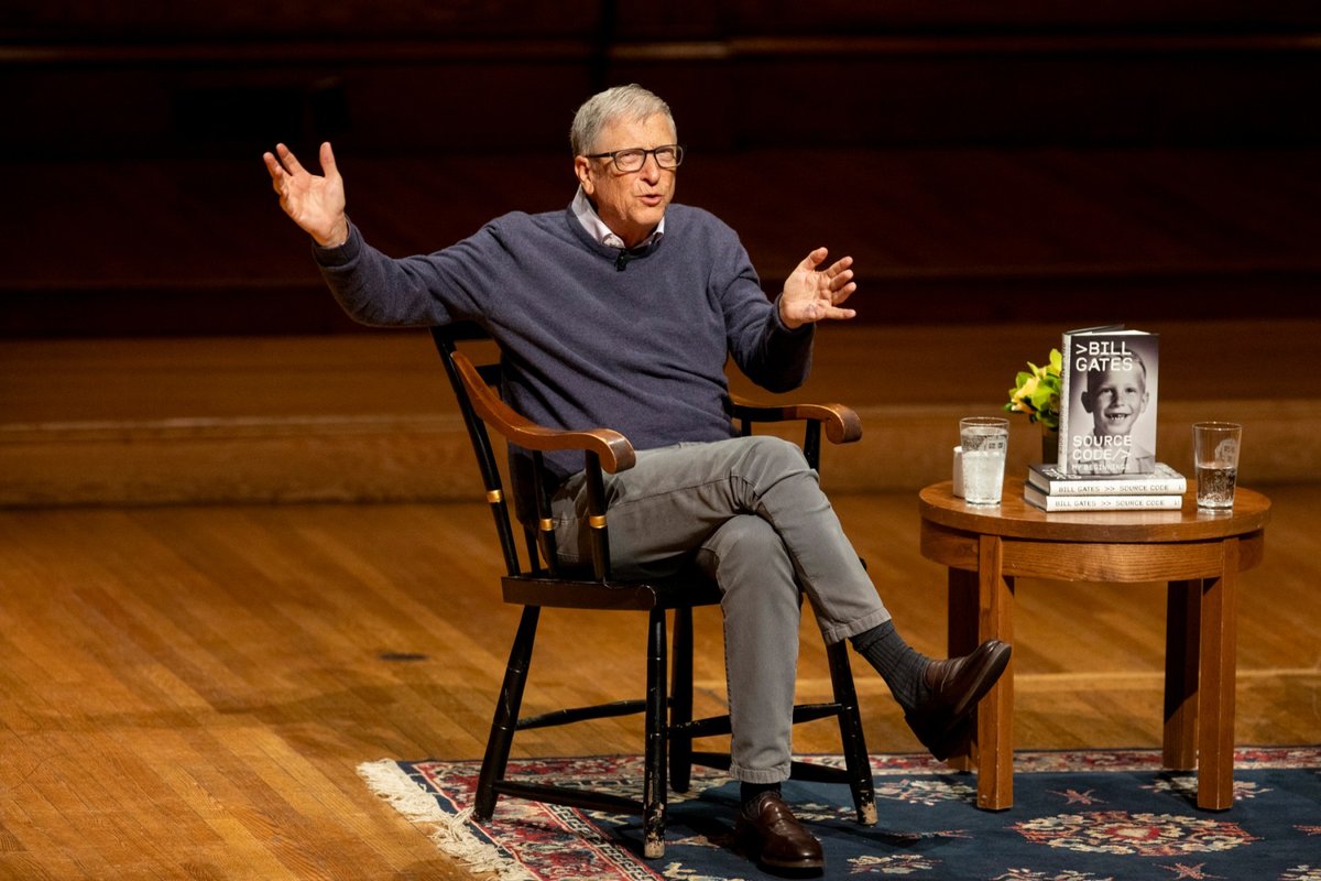 Bill Gates Predicts AI Revolution: Will Your Job Survive the Next Decade?