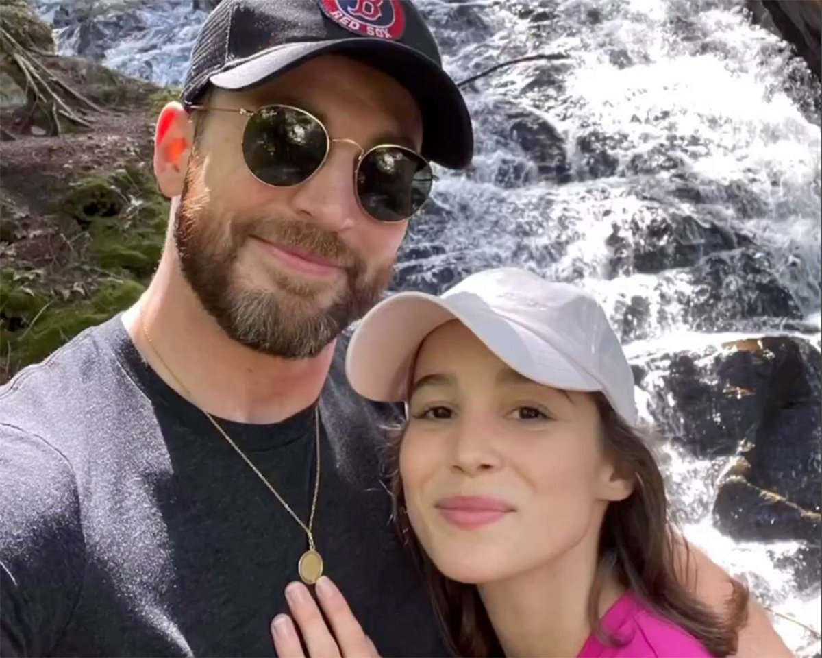 Chris Evans and Alba Baptista: A Match Made in Hollywood Heaven