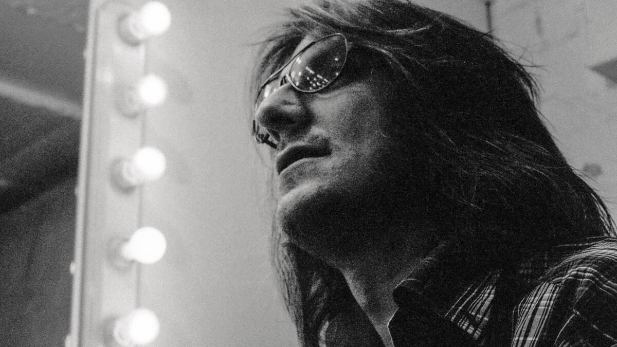 Comedic Genius Mitch Hedberg’s Legacy Celebrated in New Documentary