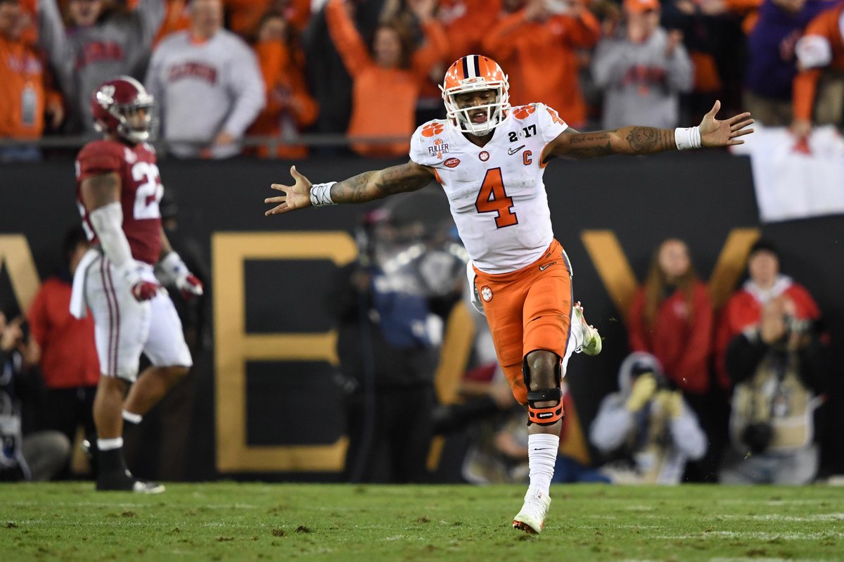 Deshaun Watson Proposes Amidst Gridlock of Scandals