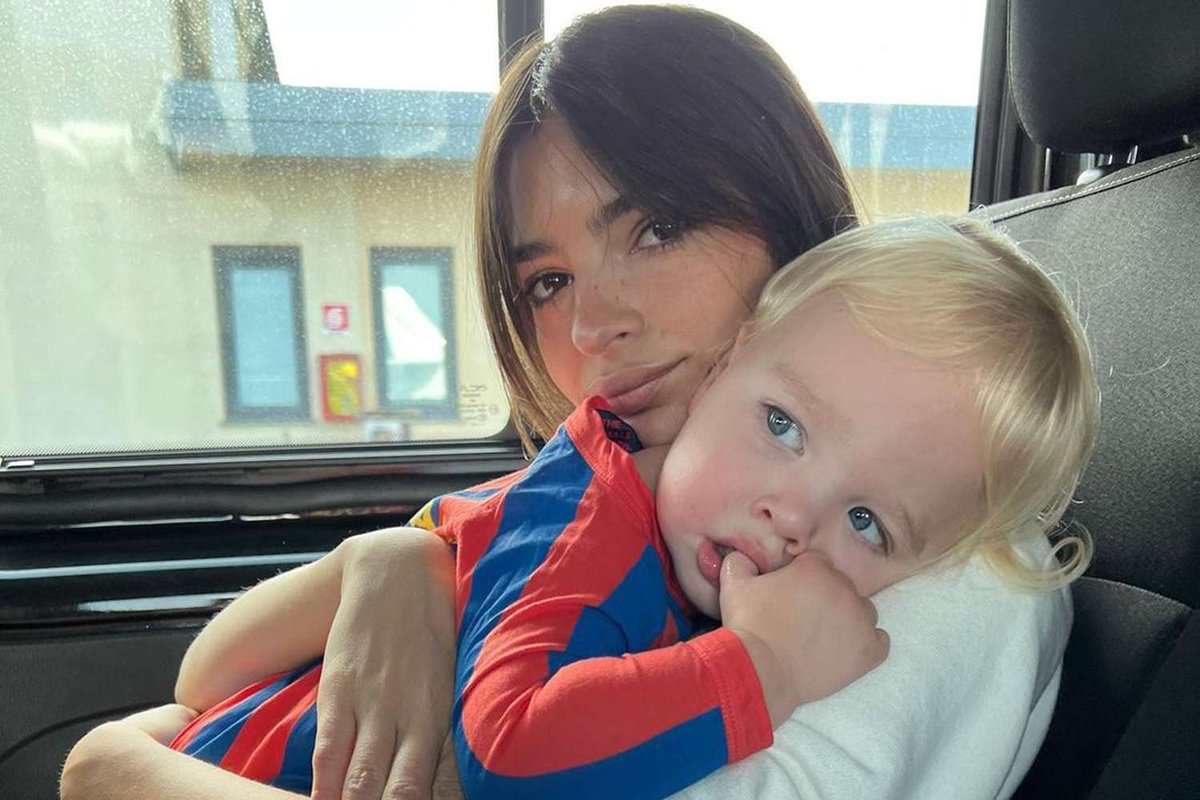 Emily Ratajkowski’s Hilarious Haircut Debacle: The Worst Look of Her Life