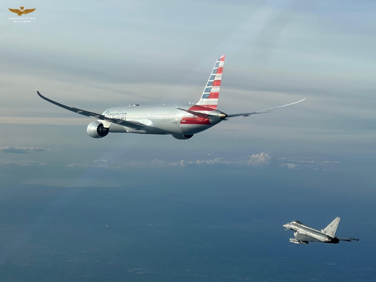 Engine Trouble Turns Fiery: American Airlines Flight 1006 Evacuated in Denver