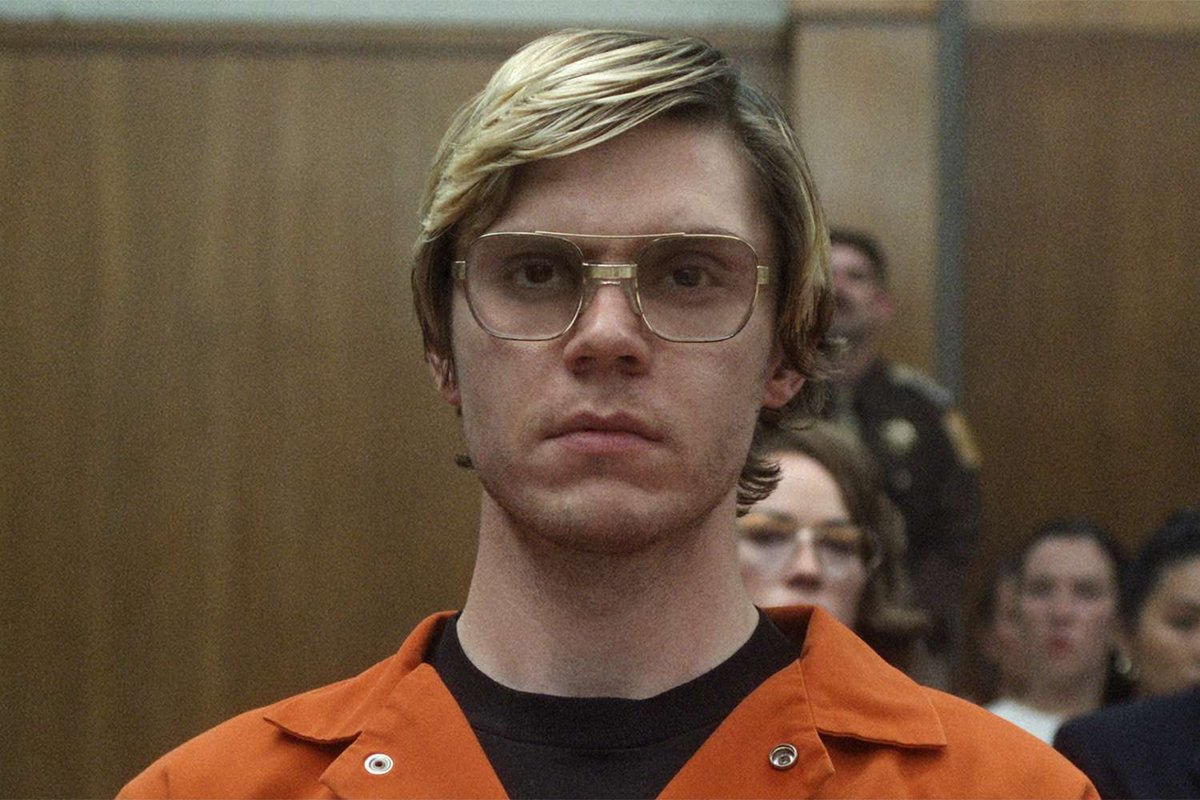 Evan Peters’ Dramatic “Abduction” on Set of New Series “The Beauty”