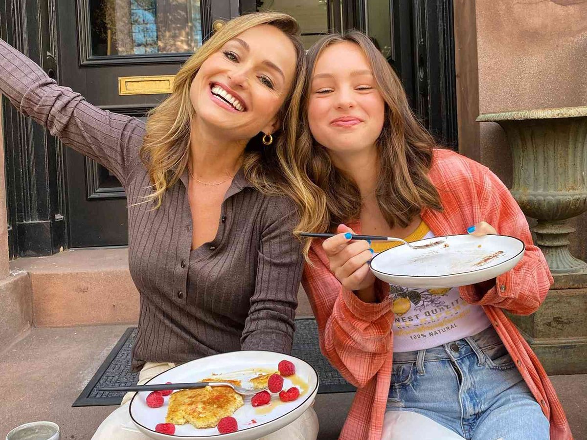 Fans Are Loving Giada De Laurentiis and Daughter Jade’s Epic College Road Trip