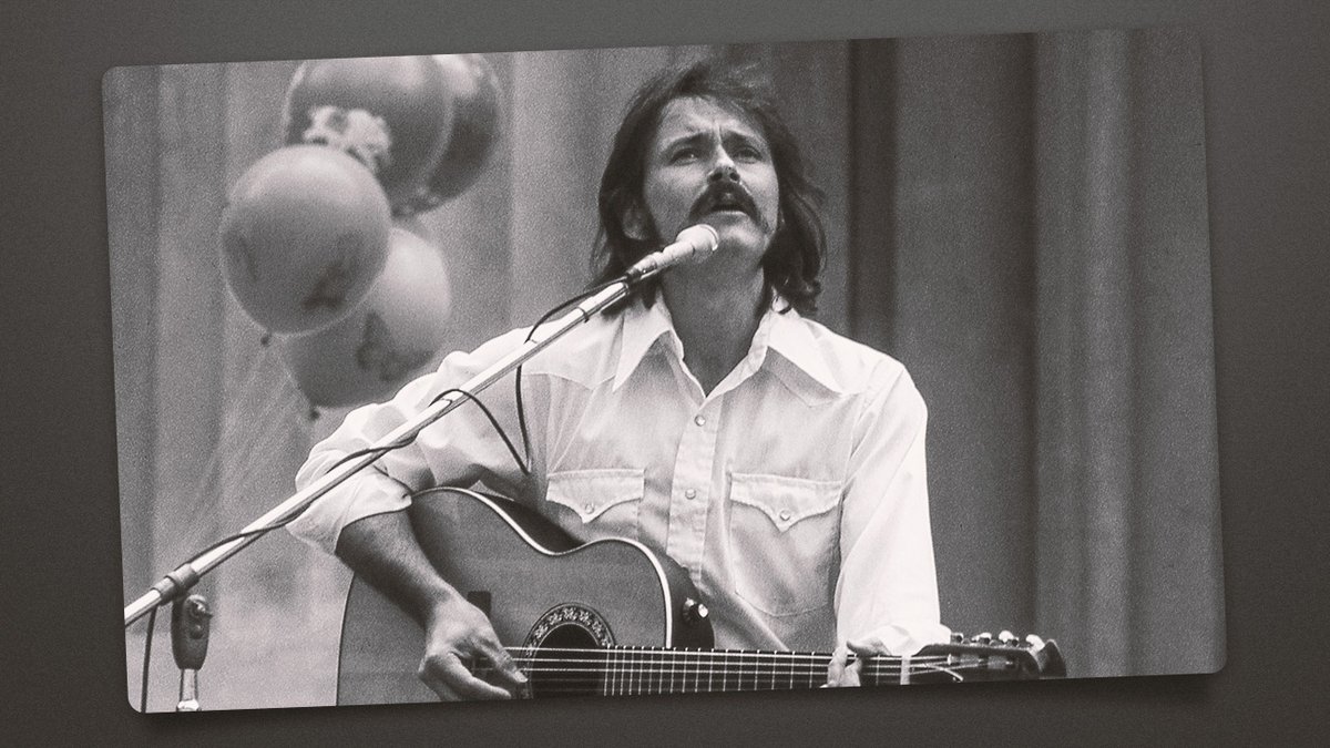 Fans Mourn the Loss of Youngbloods’ Jesse Colin Young, Icon of Peace
