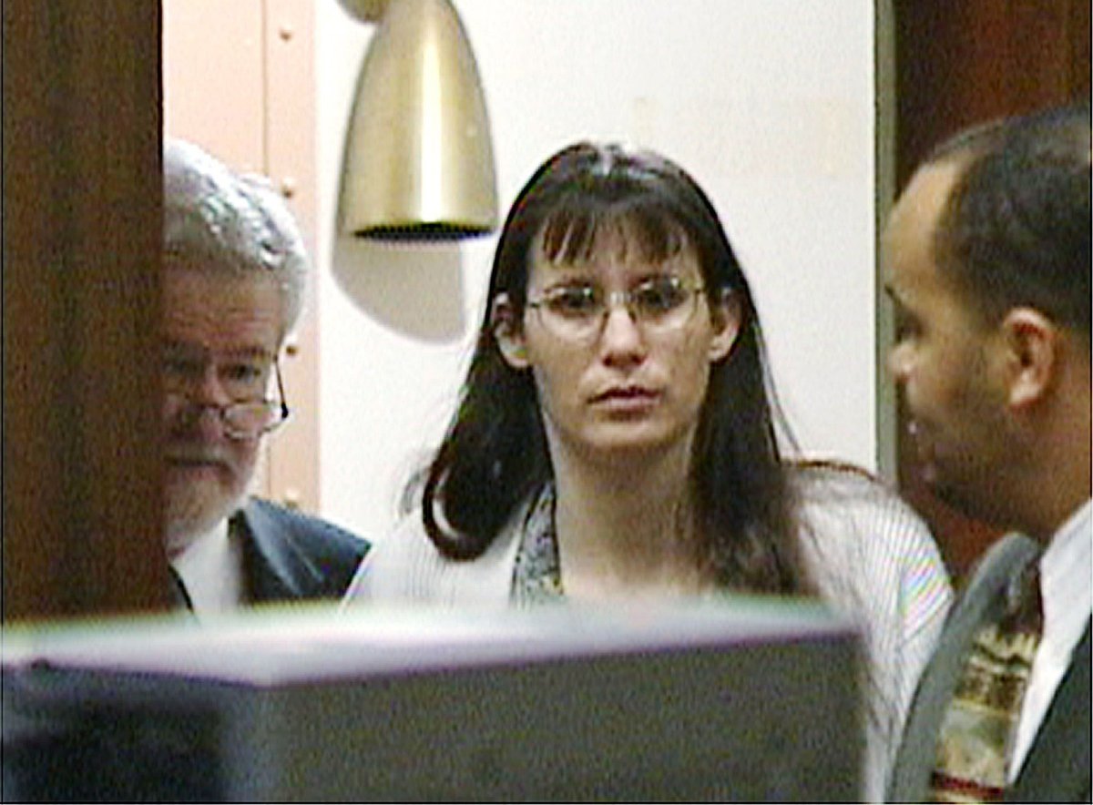 Flowers on the Grave: The Unraveling of Andrea Yates’ Tragic Story