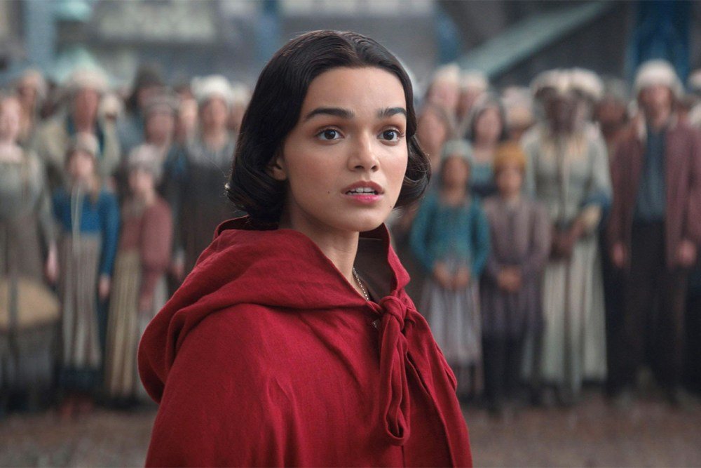 Gal Gadot Champions ‘Snow White’ Despite Controversies and Disney’s Low-Key Premiere