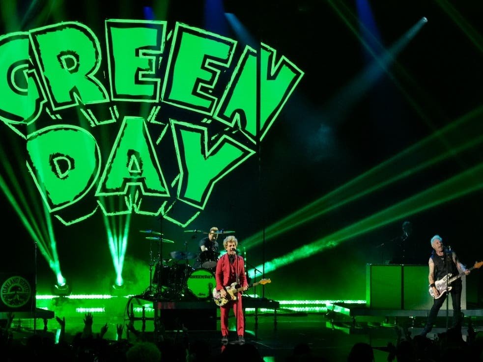 Green Day Delivers Epic Surprise Concert at Casting Call