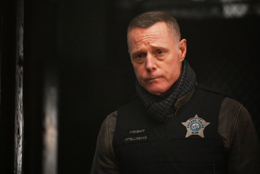 Jason Beghe Reflects on His 80s Modeling Days with Armani: “Wow!”