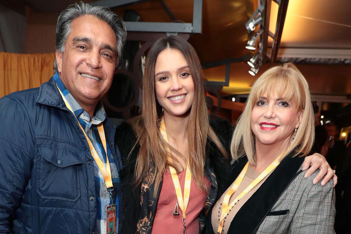 Jessica Alba’s Empowering Getaway: Finding Solace in Mexico City Amid Divorce