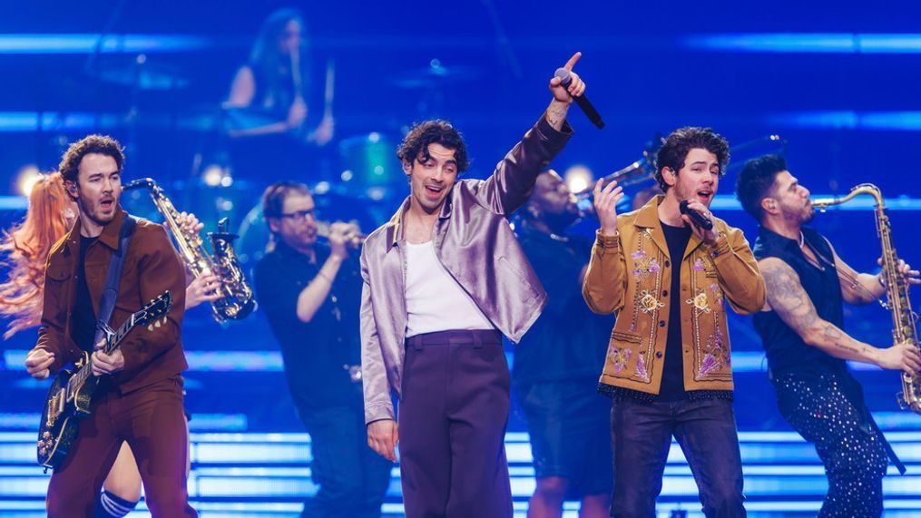 Jonas Brothers to Debut “Celebrate Happy” for Disneyland’s 70th Anniversary