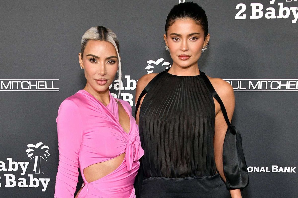 Kardashian-Jenner Family’s Must-Have Spring Sale Picks You Can’t Ignore
