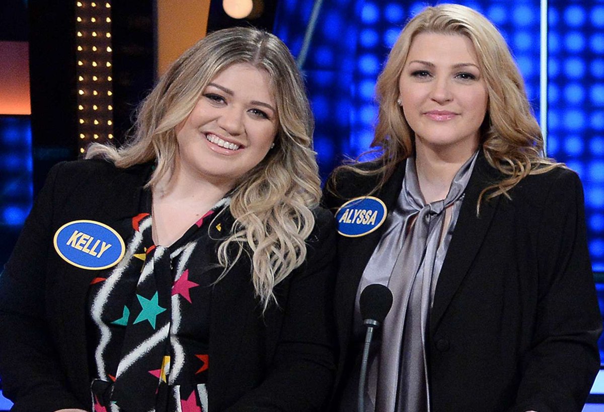 Kelly Clarkson Reveals the Grit Behind Her Stardom After American Idol
