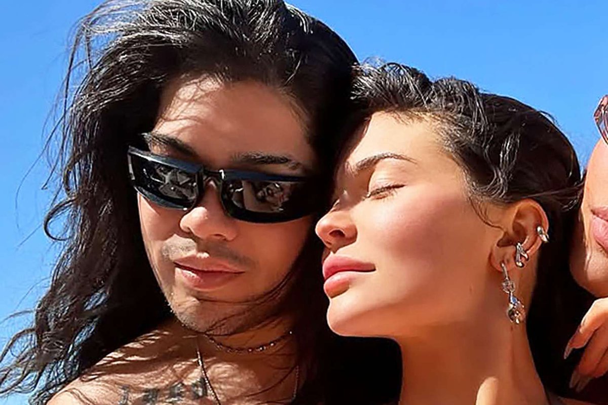 Kylie Jenner Mourns the Loss of Beloved Hairstylist and Friend Jesus Guerrero