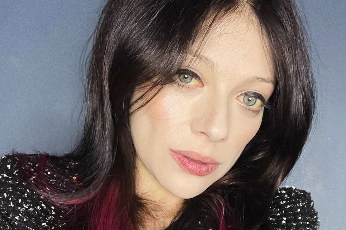 Oscars Snub Michelle Trachtenberg in In Memoriam Segment, Fans Outraged!