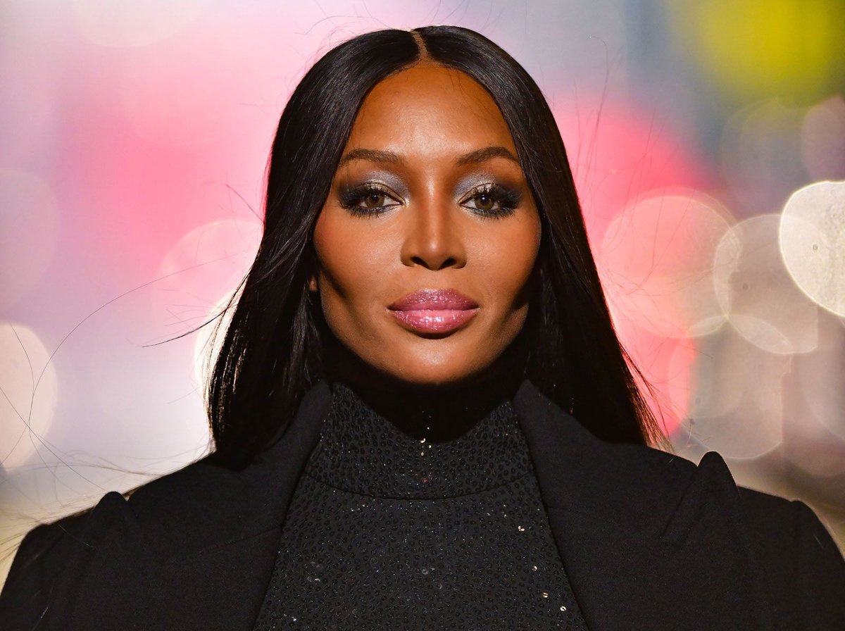 Paris Outshines NYC: Le Grand Dîner du Louvre Dazzles with Supermodels and Couture