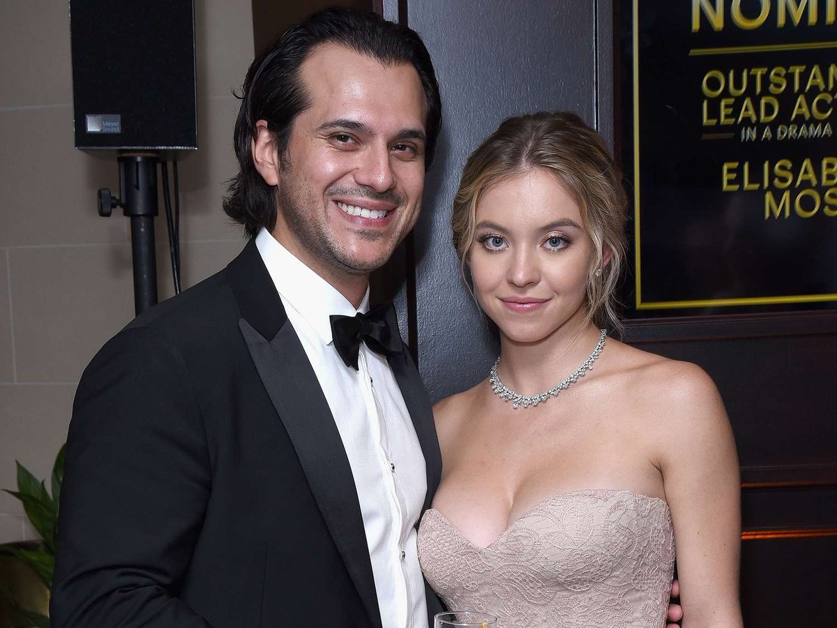 Sydney Sweeney’s Sizzling Solo Vacation Sparks Split Speculation