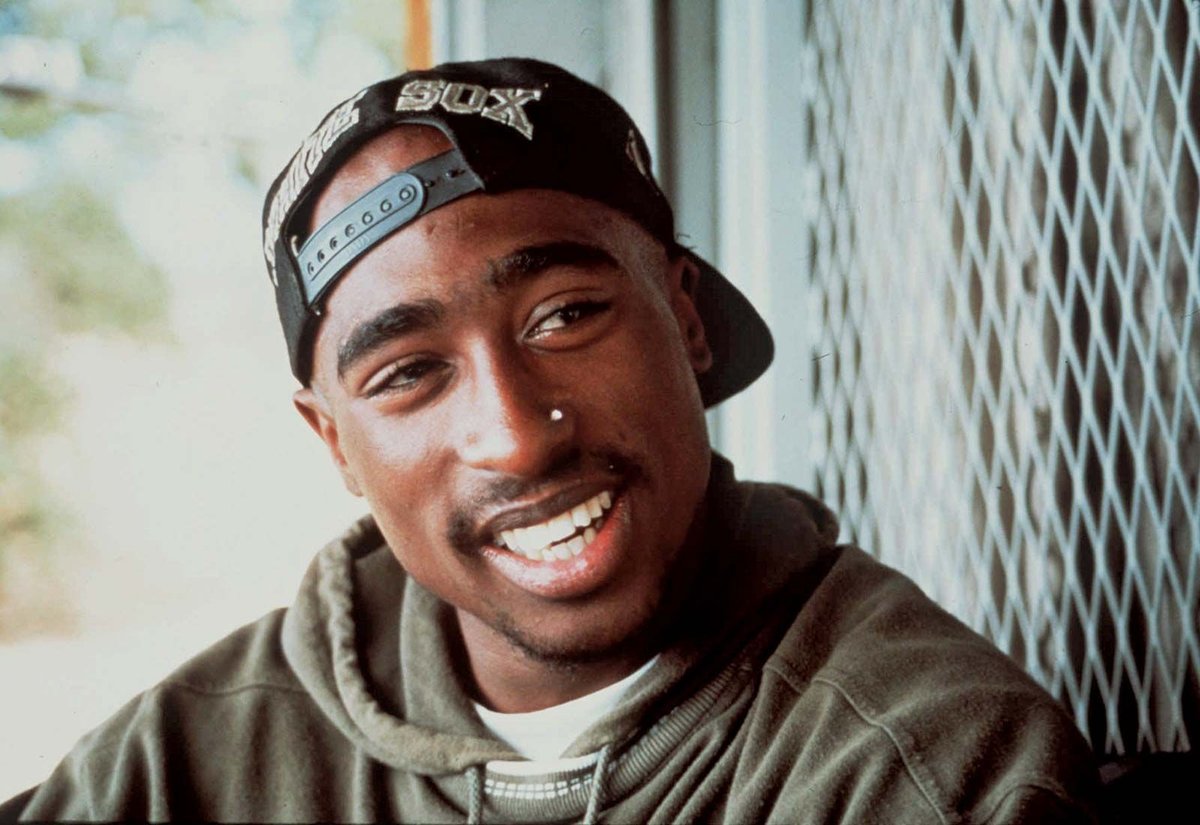 Tupac’s Hidden Gems: Unreleased Tracks and Lyrics Fetch a Whopping $250,000