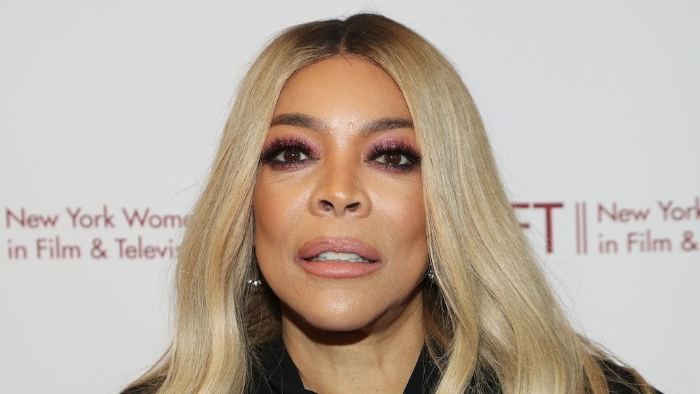 Wendy Williams’ Hospital Escapade: Police Escort, Psych Exams, and a Fight for Independence