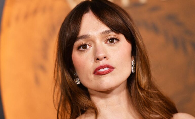 Aimee Lou Wood’s Emotional Response to “SNL” Parody: A Glimpse into the Abyss of Celebrity Culture