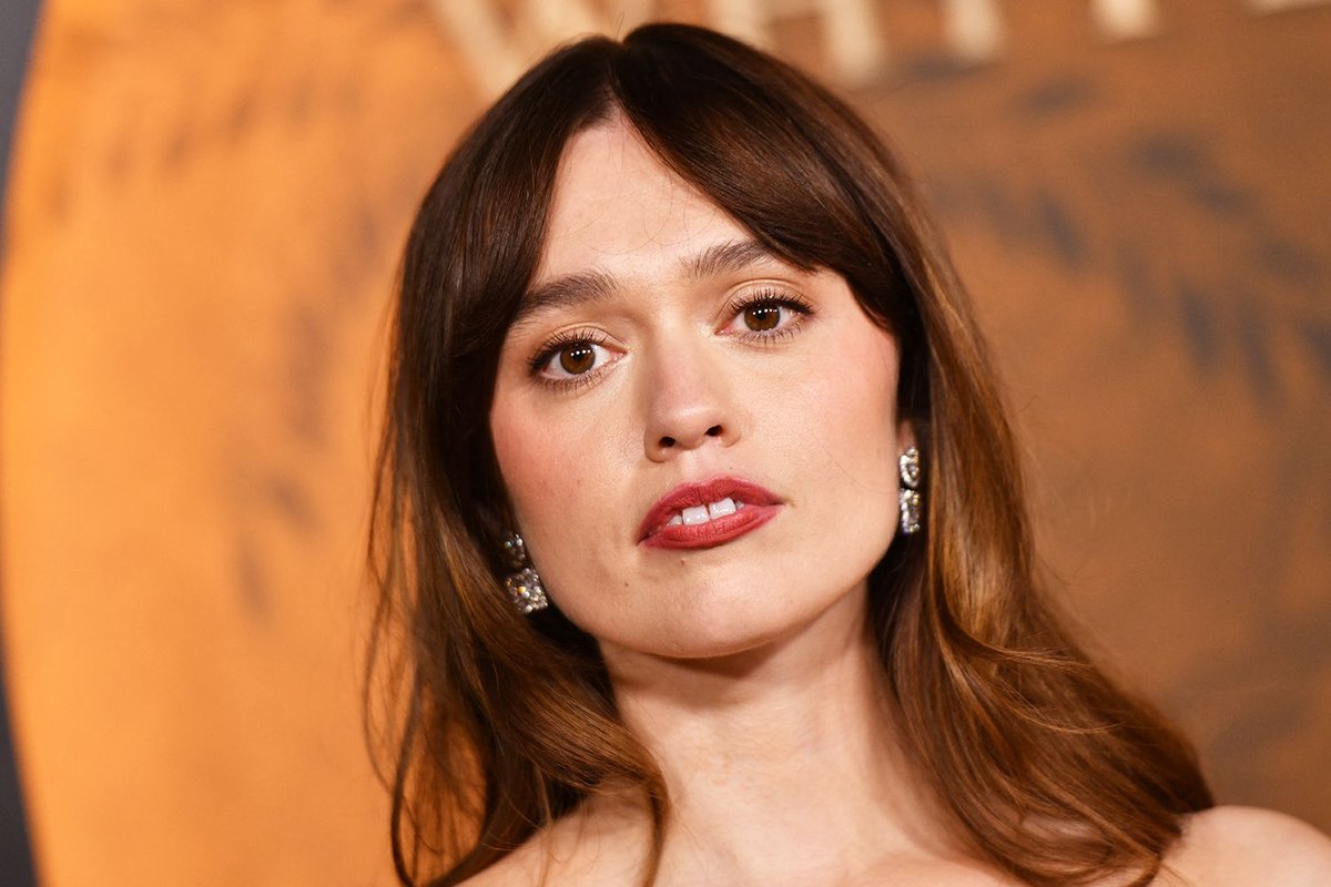 Aimee Lou Wood Speaks Out: The Naked Truth Behind “Sex Education” Scenes