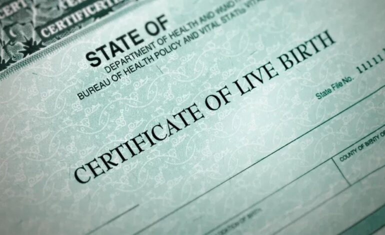 Beyoncé’s Birth Certificate Spill: The Sign-Flipping Detail Fans Can’t Drop