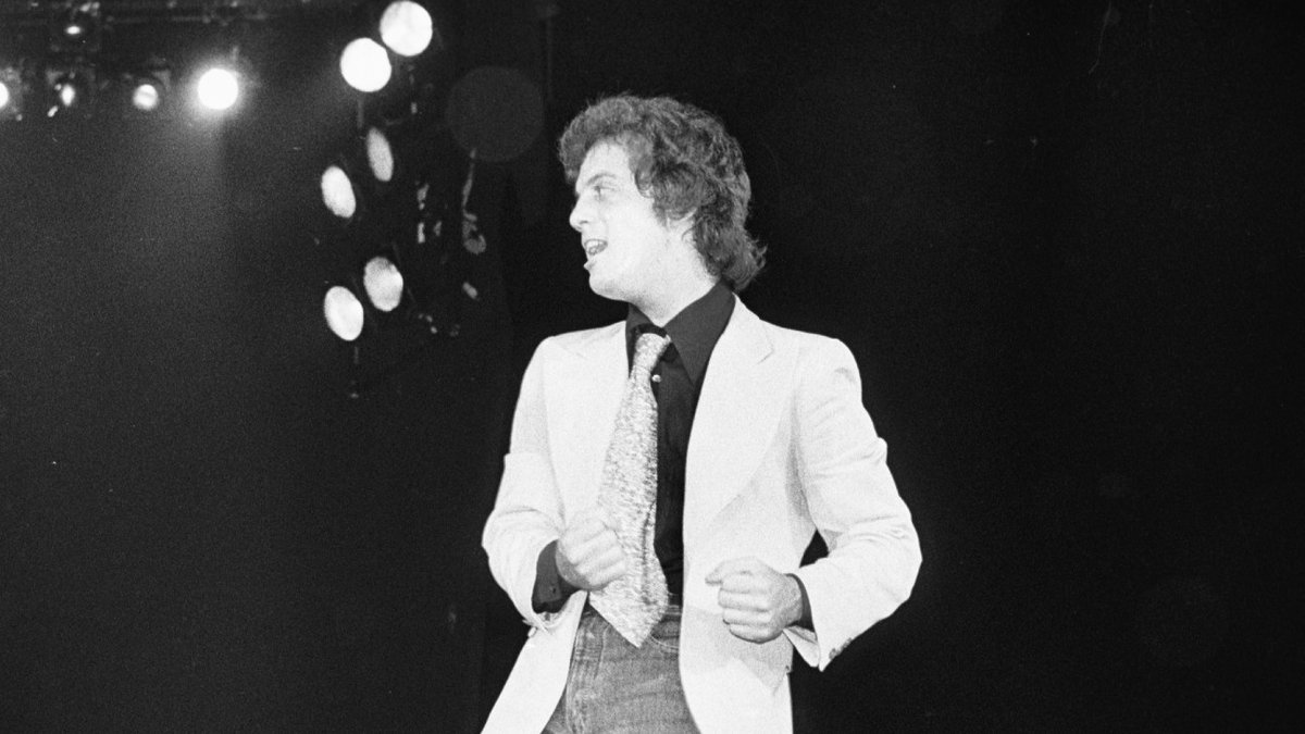 Billy Joel’s Life Unplugged: Tribeca Festival Kicks Off with HBO’s Exclusive Documentary