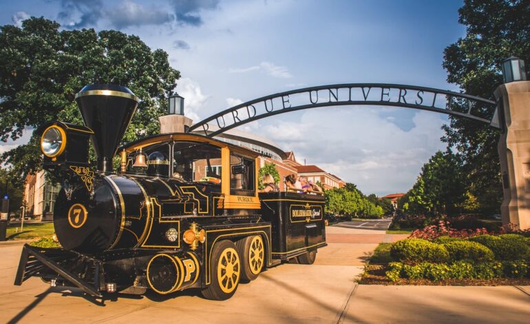 Boilermaker Mascot’s Tragic Collision: When Collegiate Spirit Meets Unexpected Disaster