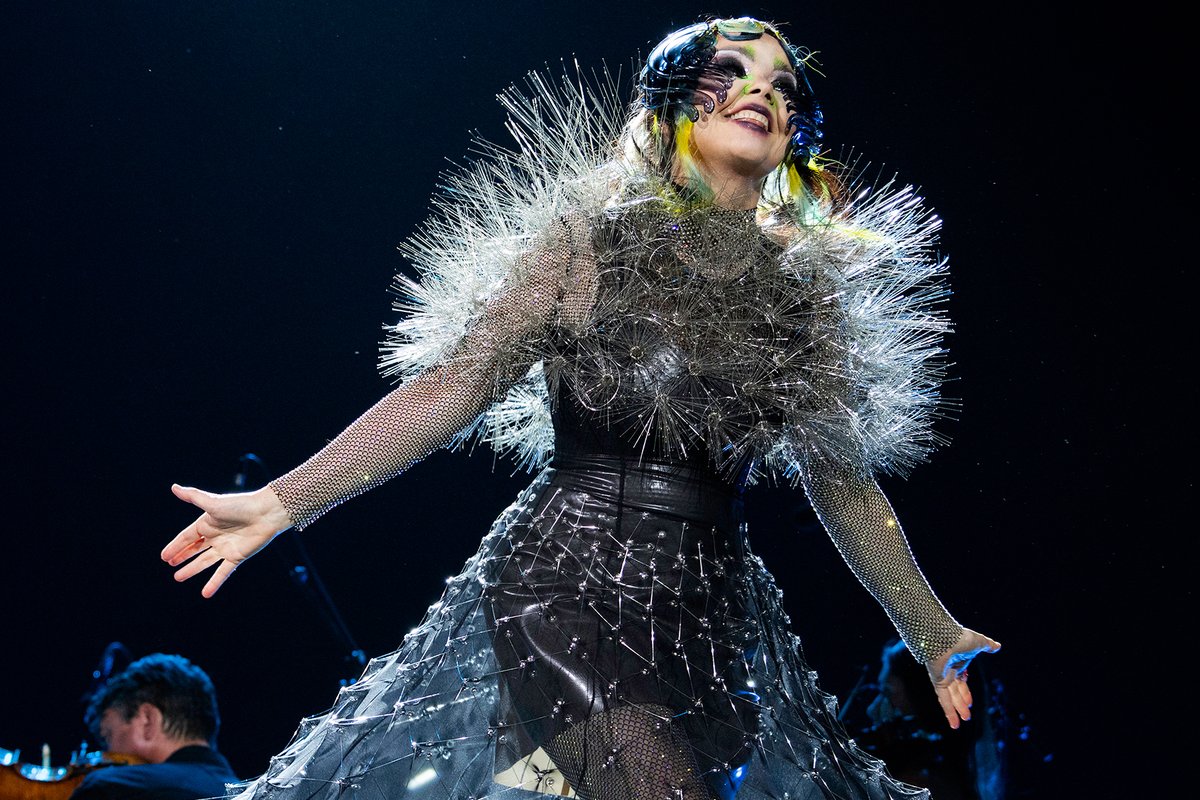 Coachella Day 3: A Star-Studded Affair That’s Thrice as Nice