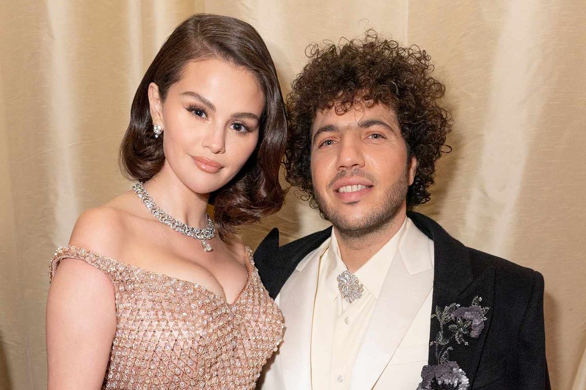 Cringe Alert: Selena Gomez and Benny Blanco’s Mall Prom Photoshoot Breaks the Internet’s Awkwardness Meter