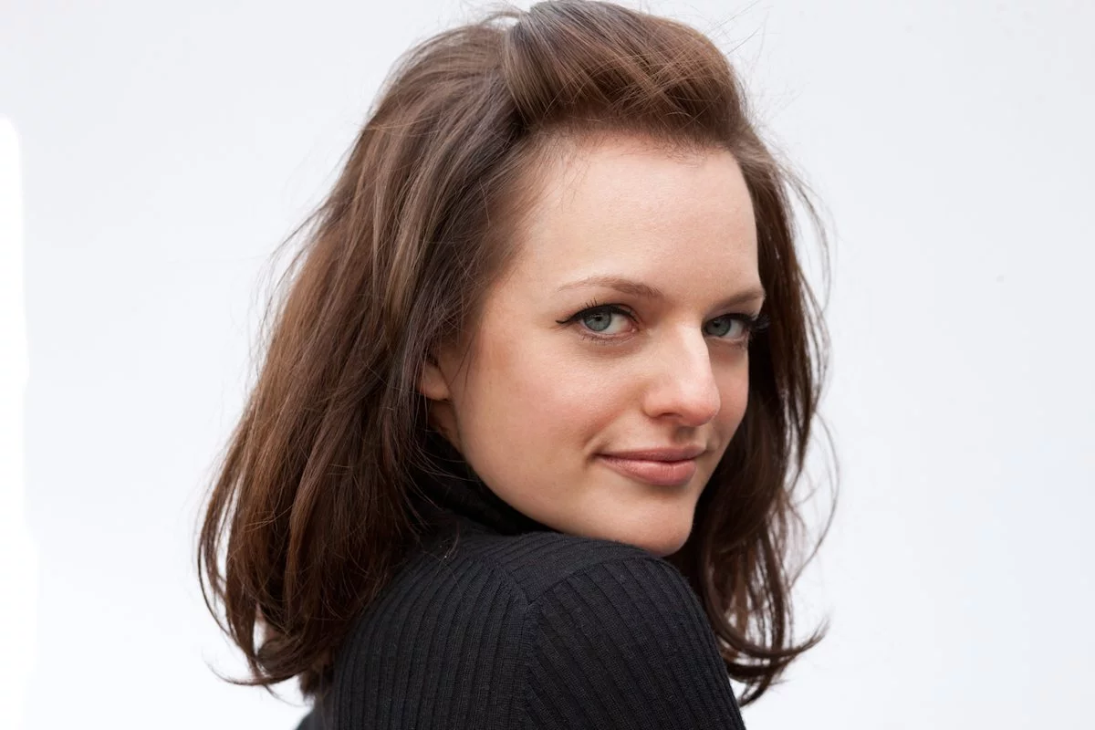 Elisabeth Moss and the Underwear Saga: What Really Went Down Behind the Scenes