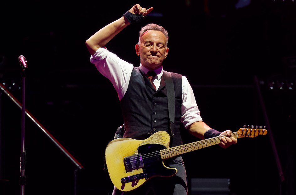 Fans Can’t Believe Bruce Springsteen’s Treasure Trove of ‘Lost’ Albums Set for Release!