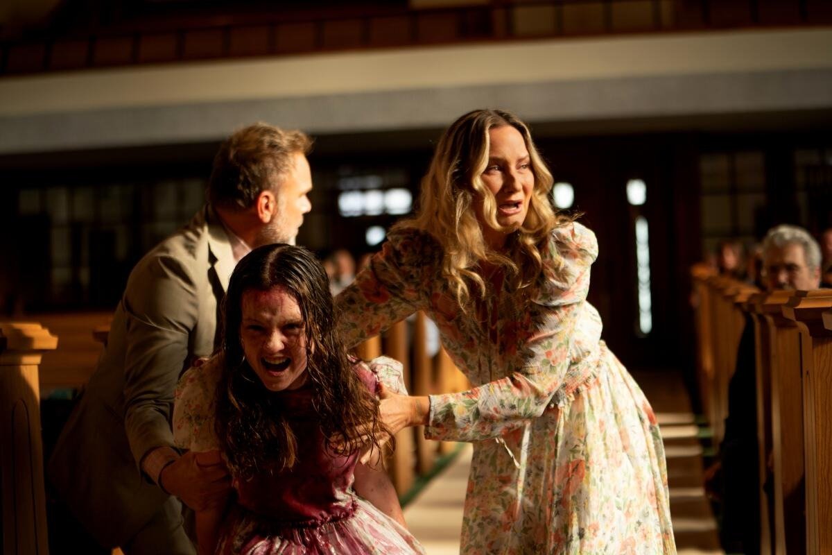Fans Can’t Believe Kevin Bacon and Jennifer Nettles’ Musical Chemistry in New Series