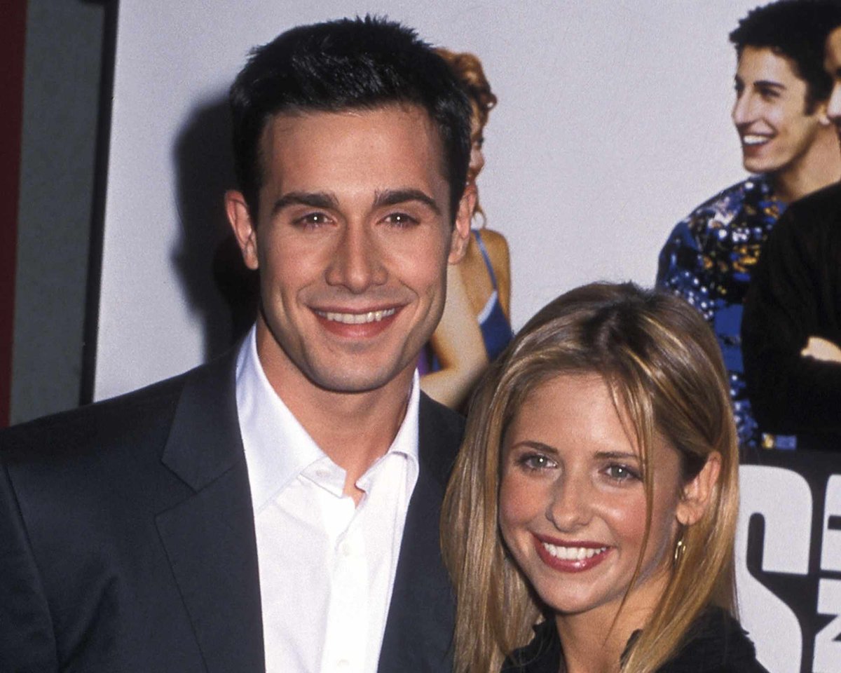 Freddie Prinze Jr. Crafts a Closet Wonderland for Sarah Michelle Gellar’s Beloved Manolos