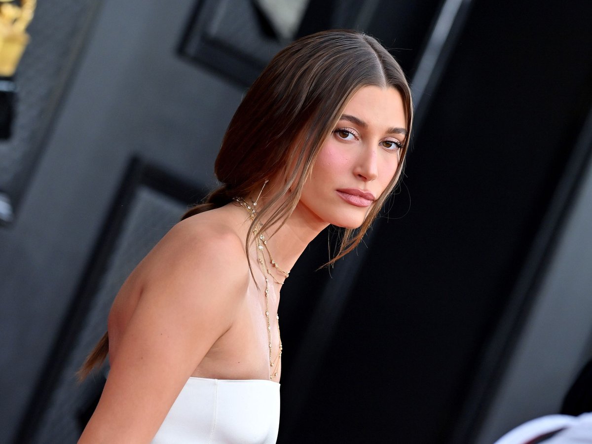 Hailey Bieber’s Raw Body Update: Two Ovarian Cysts Up Close
