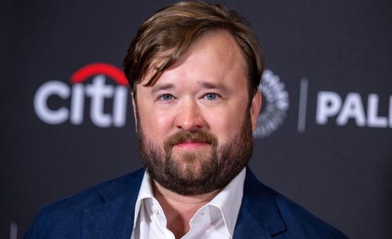“Haley Joel Osment’s Ski Resort Meltdown: A Celebrity Drama Unfolds”