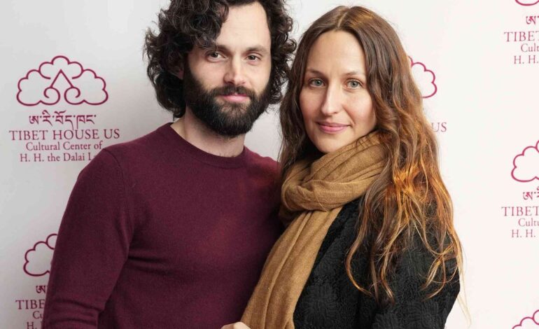 Hollywood’s Cutest Couple Drops Major Baby Bump Bombshell at Red Carpet Premiere