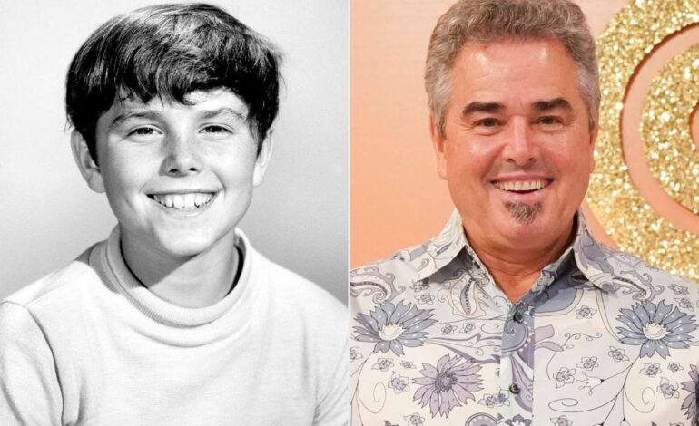 Hollywood’s Family Feud: Christopher Knight’s Candid Confession About Brady Bunch Sibling Dynamics